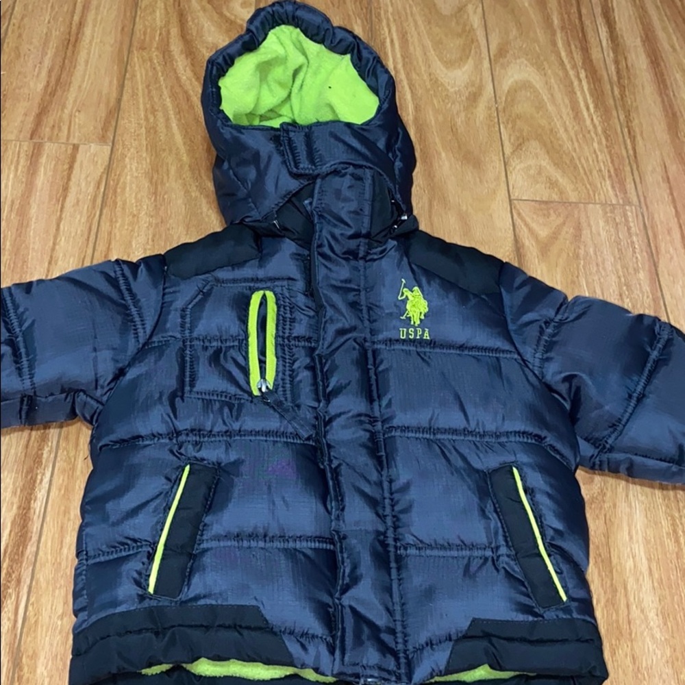 Very thick jacket!!